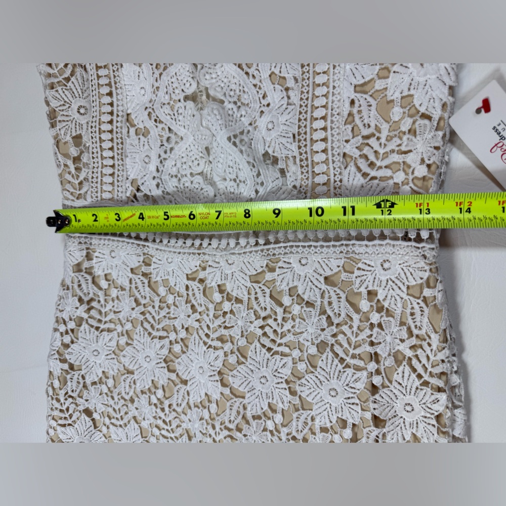 NWT Soieblu white lace dress with beige cutouts women’s size small (bin P) - Picture 6 of 11